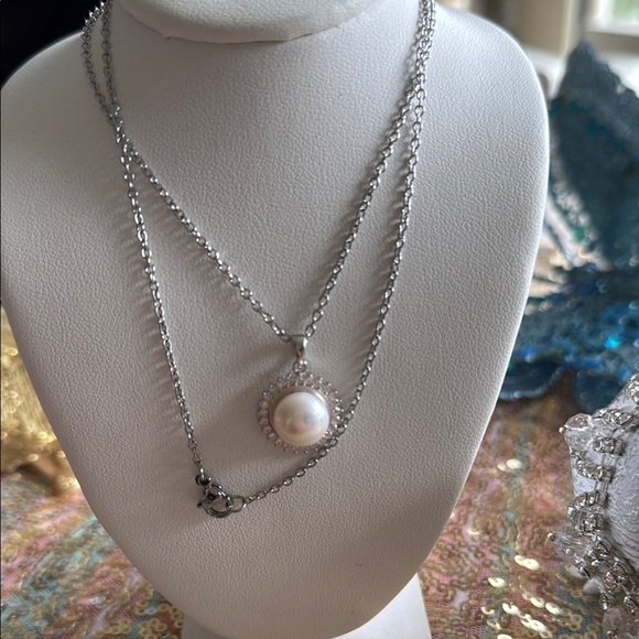 White Fresh Water Pearl - Picture 4 of 8